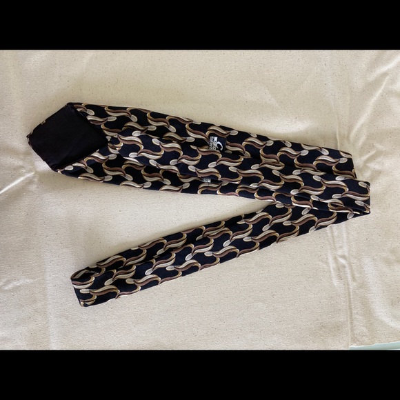 Como Collezione 100% Silk Necktie - Picture 2 of 5